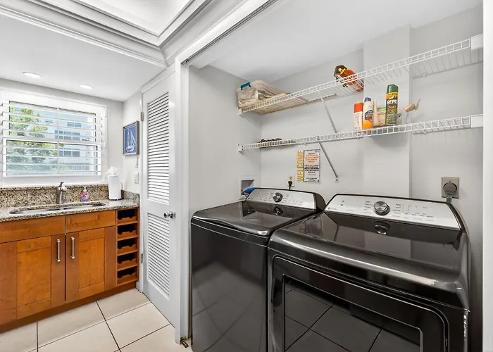 Apartment 5 Star 30 Steps From L 3m Walk To Rest & Shops Clearwater Beach